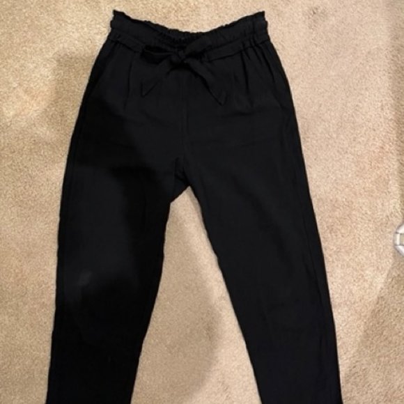 ZARA High-Waisted Paper Bag Pants, Black, Small - Picture 1 of 9